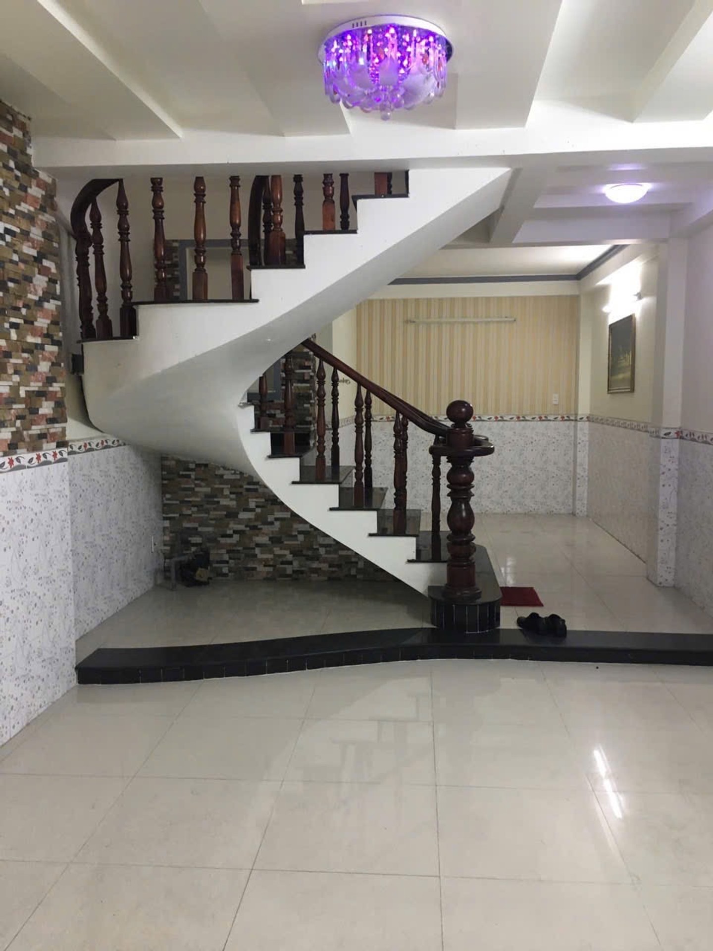 ALONHADAT .NET.VN - MIDTOWN Bán Căn Hộ & Thuê Nhận Gửi Nhà Đất,